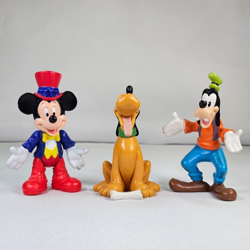 Disney Mickey Mouse Pluto Goofy PVC Figure Set Epcot Patriotic Ringmaster Toy